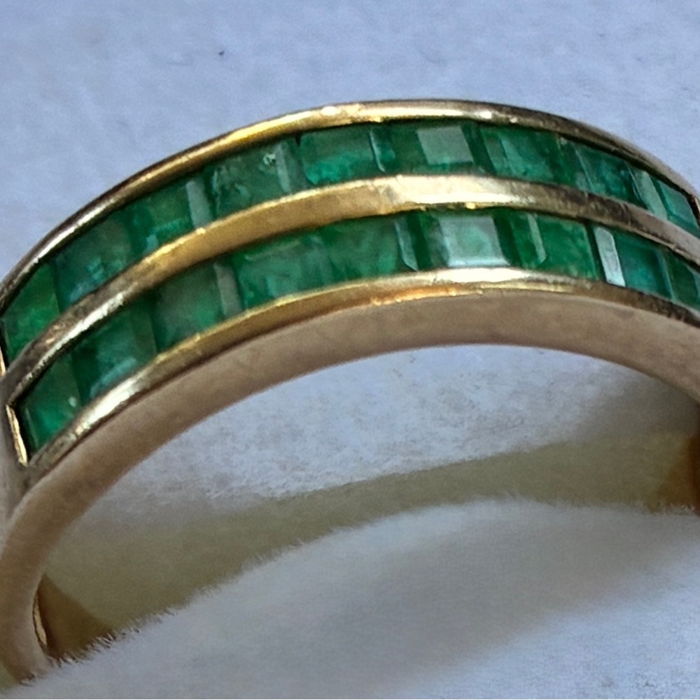 Elegant Emerald ring in 14k gold.  Size 7